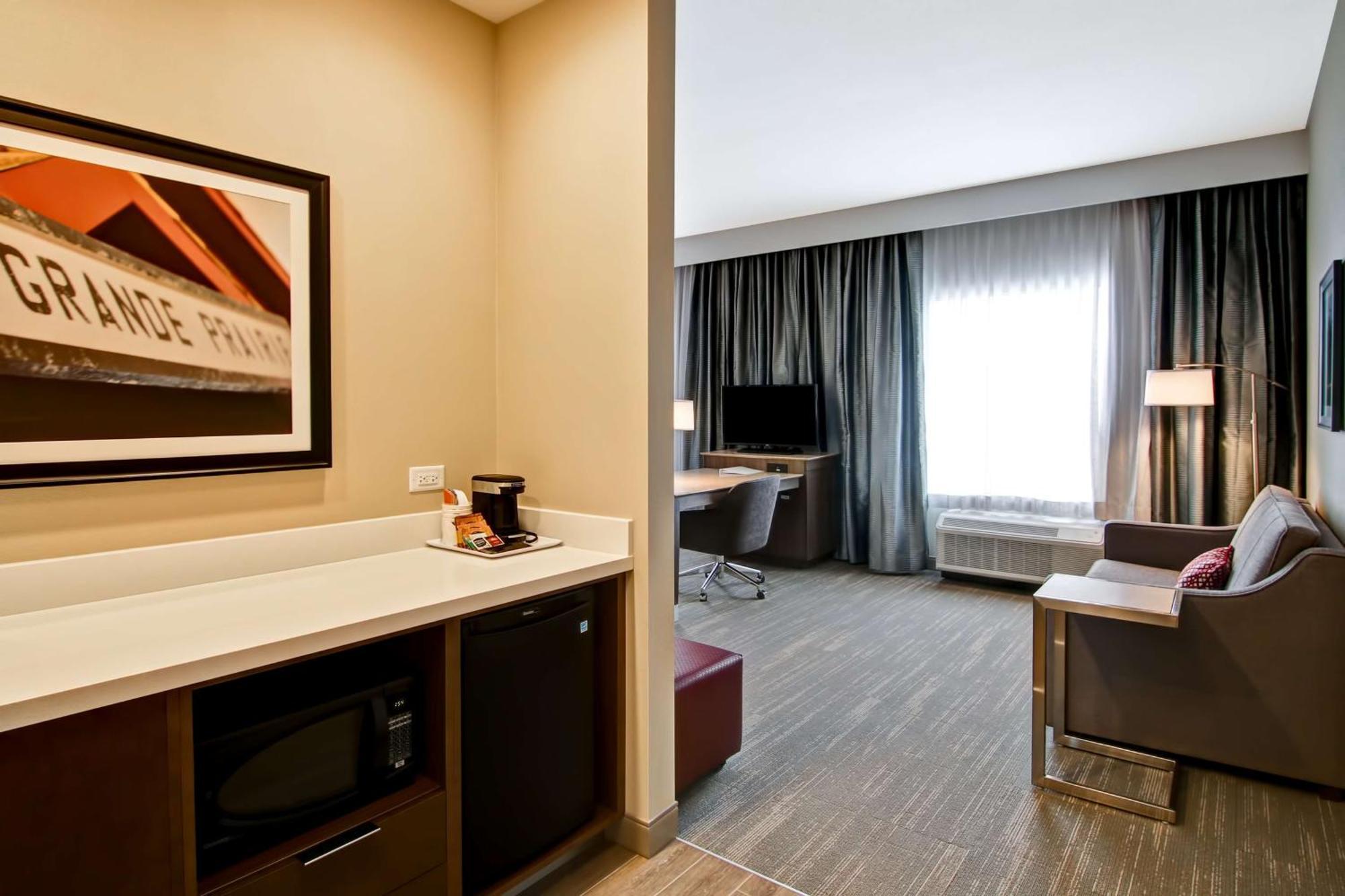 Hampton Inn & Suites By Hilton Grande Prairie Luaran gambar