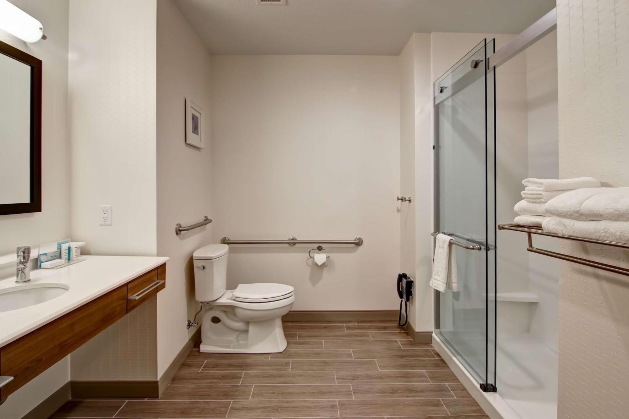 Hampton Inn & Suites By Hilton Grande Prairie Luaran gambar