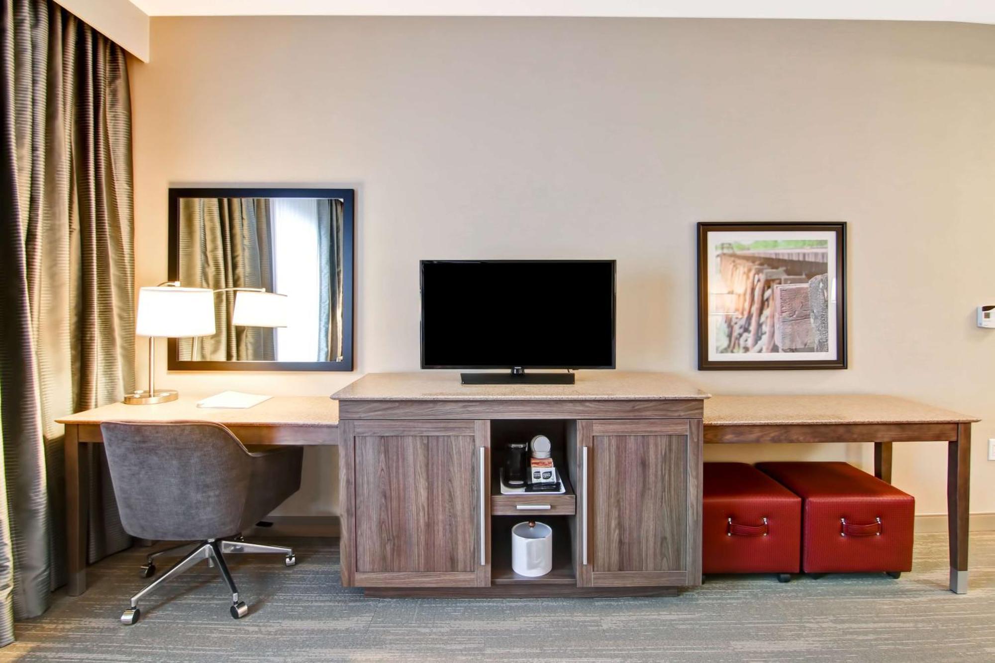 Hampton Inn & Suites By Hilton Grande Prairie Luaran gambar