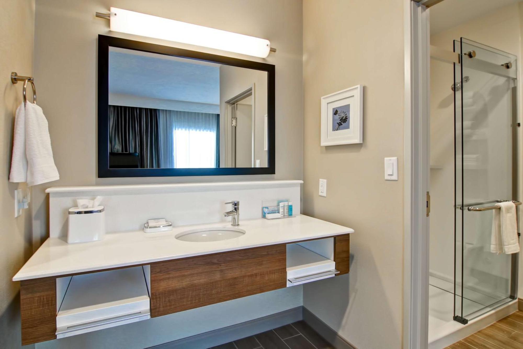 Hampton Inn & Suites By Hilton Grande Prairie Luaran gambar